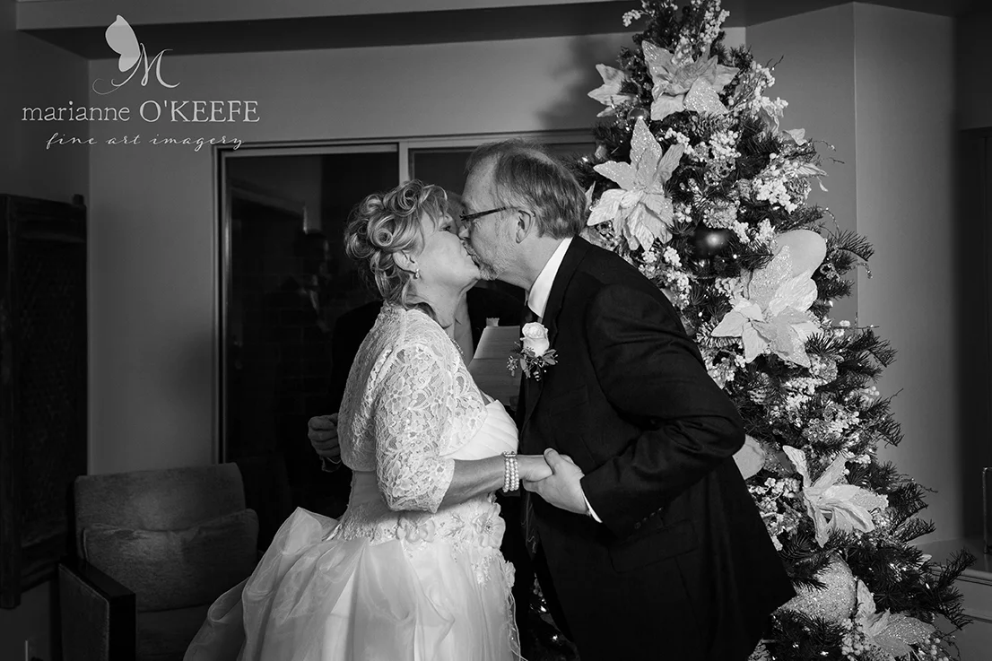 Wedding32_kiss_crop2_b&w_web.jpg