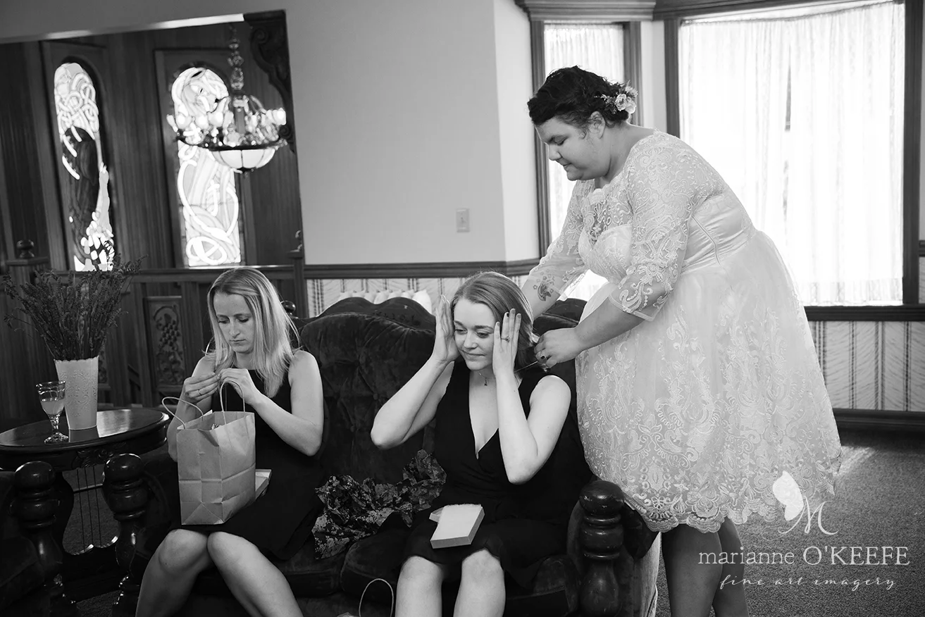 A&ZWedding25_gifts_b&w_web.jpg