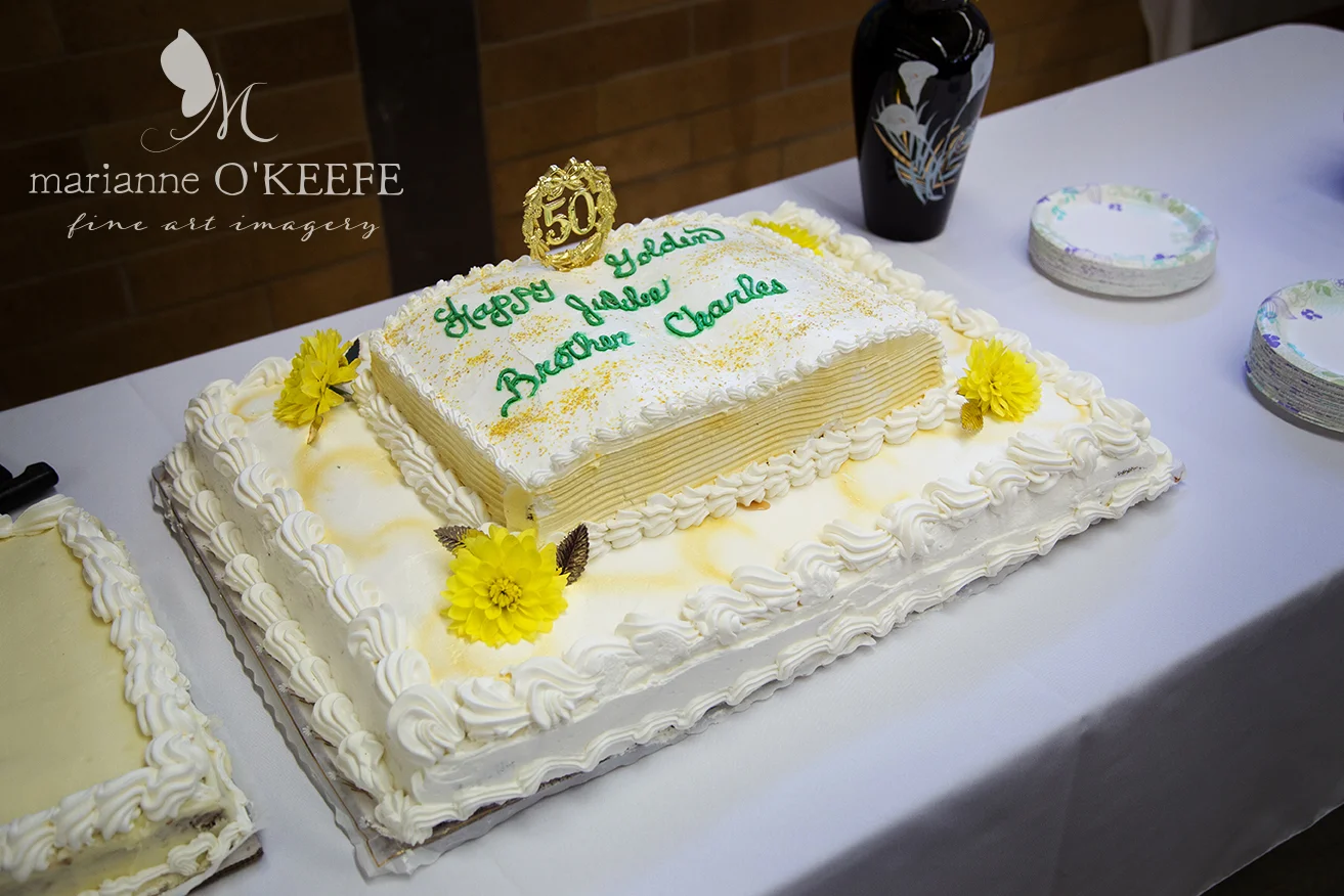 GoldenJubilee22_cake_web.jpg