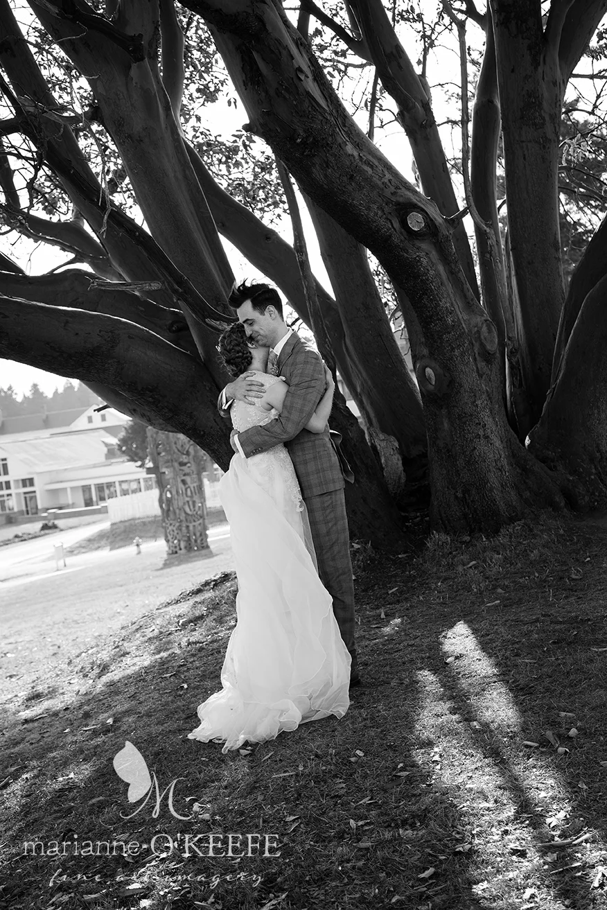 D&W73_firstlook_b&w_web.jpg
