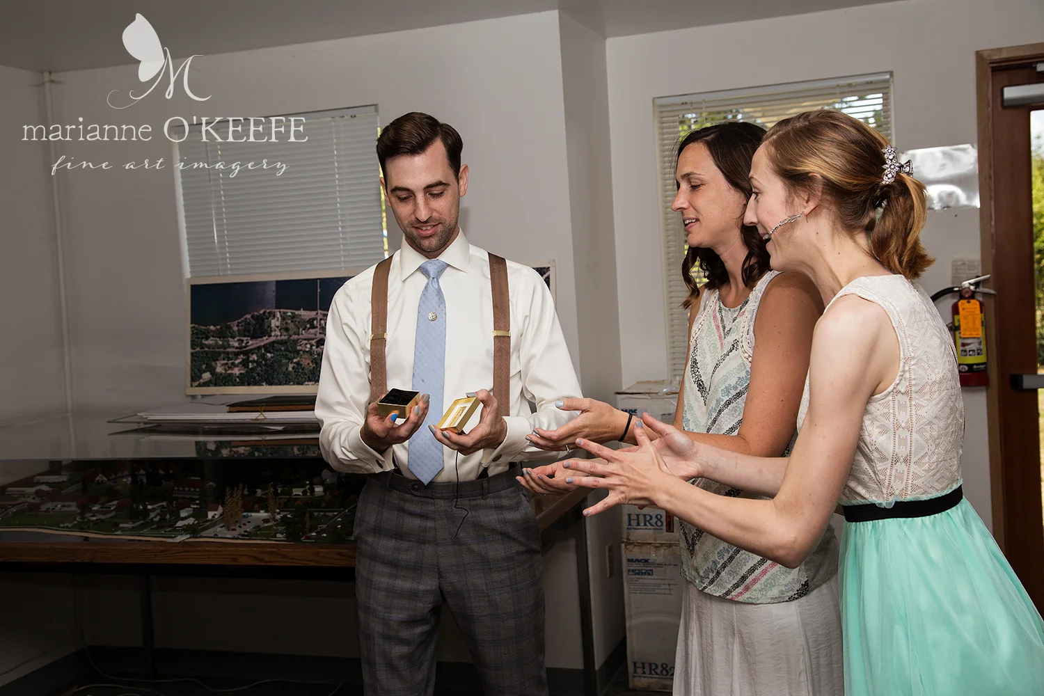 D&WReception22_gifts_web.jpg