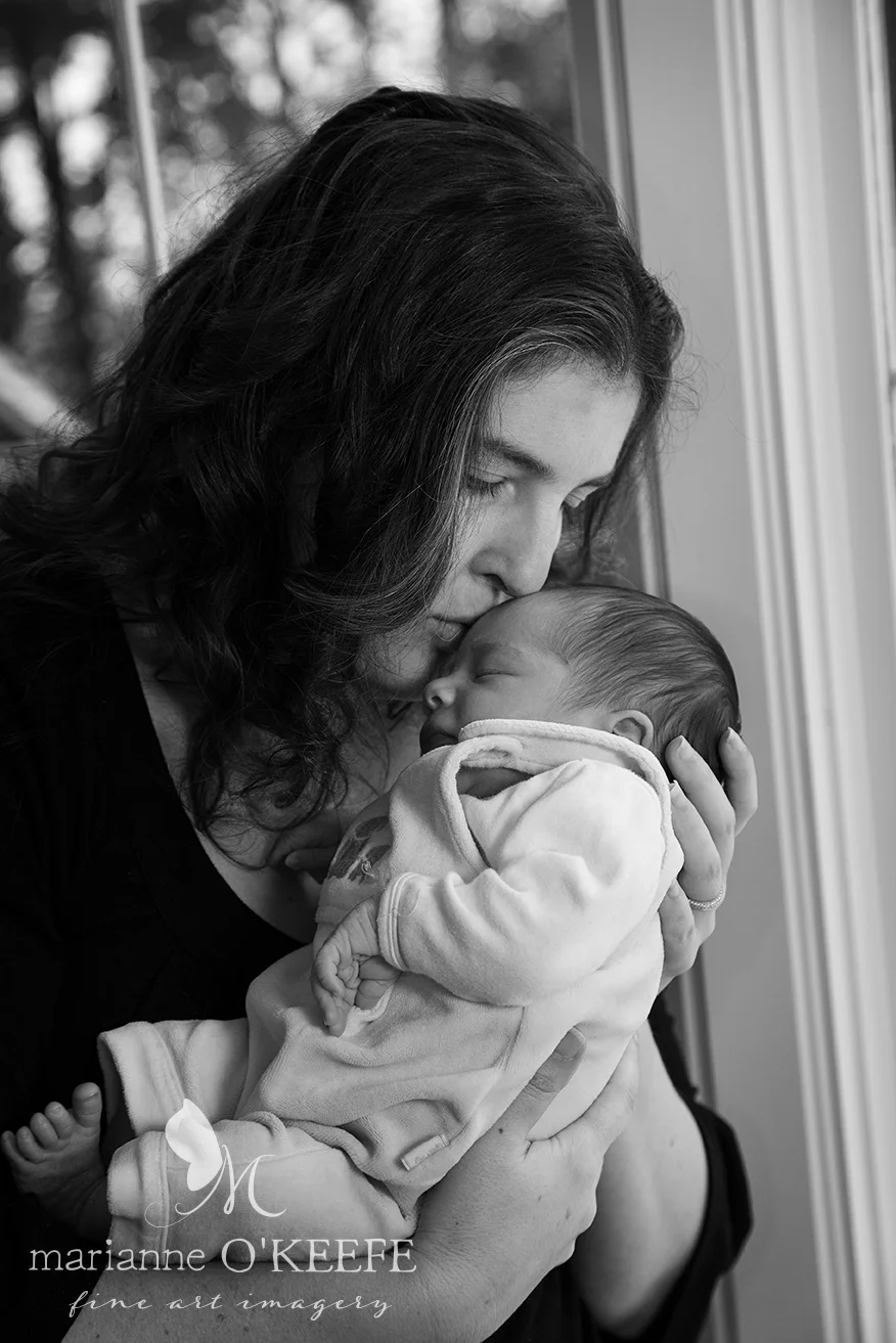 ChakrabortyFamily17_pam_alfred_b&w_web.jpg