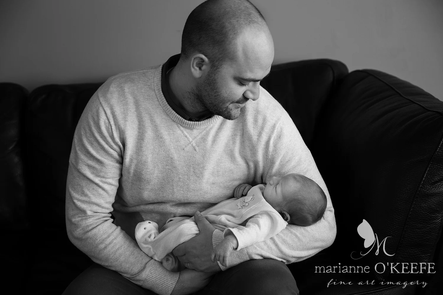 XavierNewborn23_b&w_web.jpg