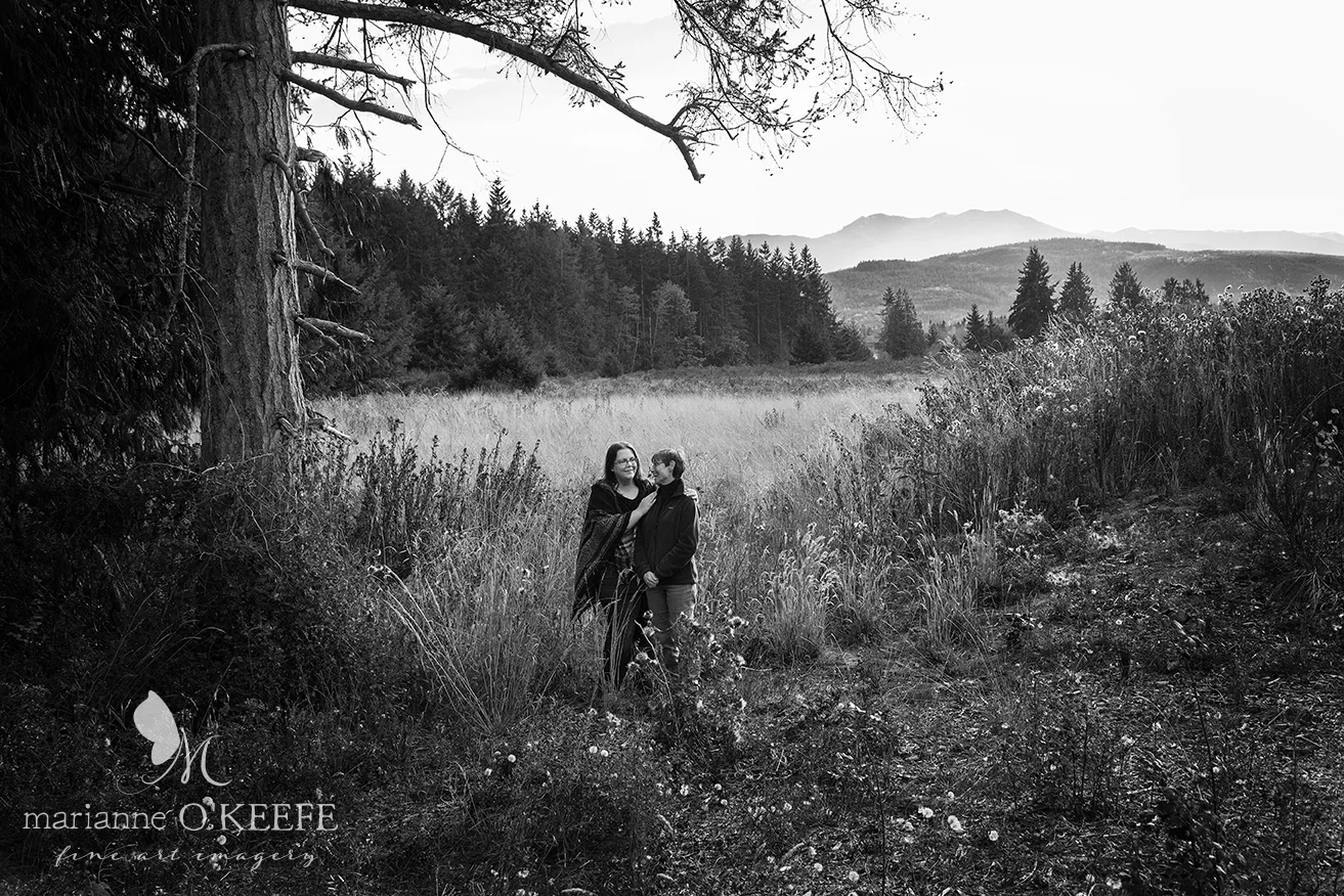 KiriKatie6_b&w_web.jpg