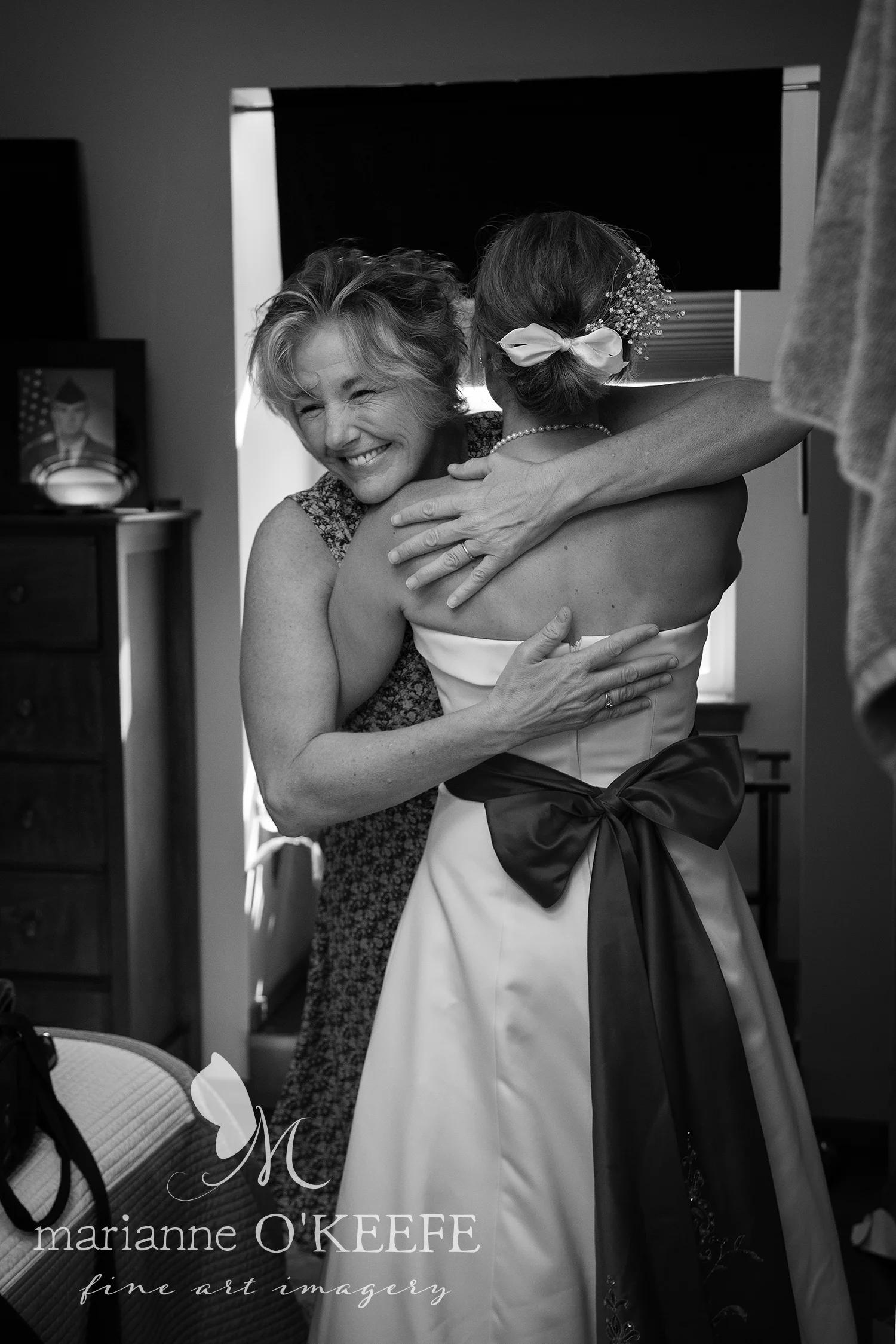 Vic&Tara27_b&w_web.jpg