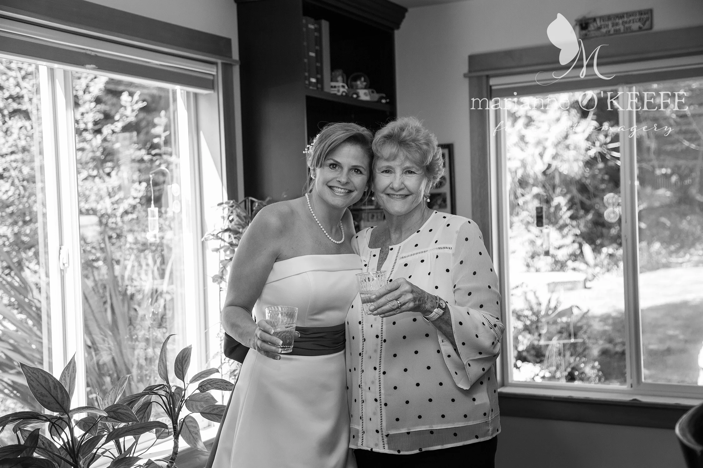 Vic&Tara44_b&w_web.jpg