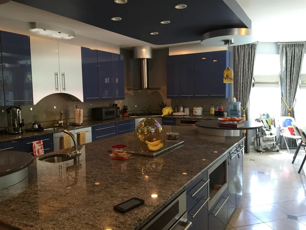 INCREDIBLE BLUE LACQUER HUGE PROFESSIONAL KITCHEN