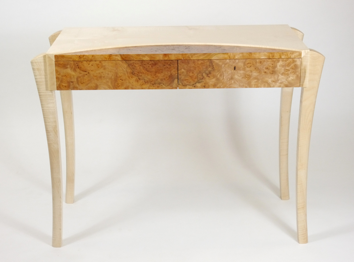 The Edinburgh Dressing Table 1.JPG