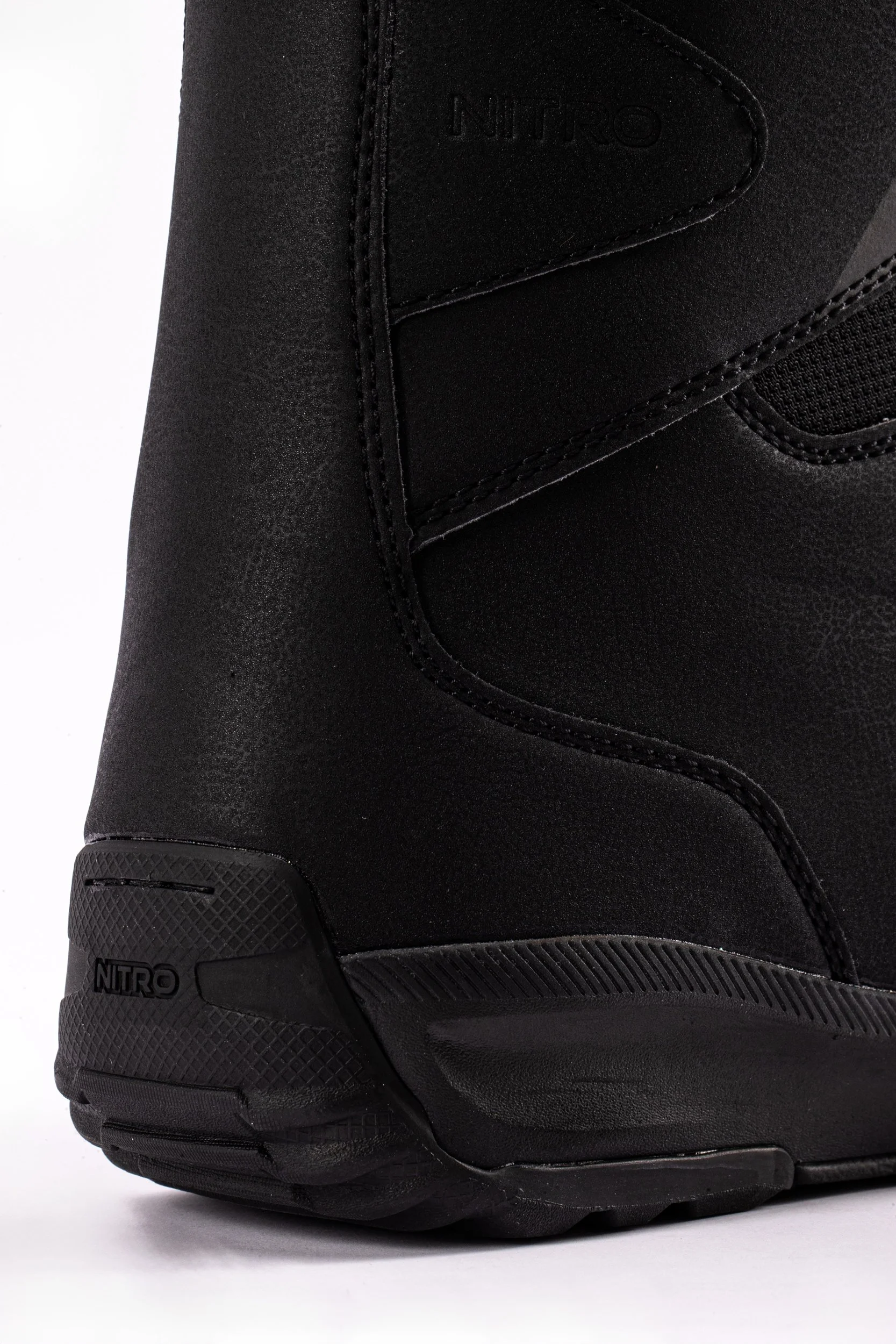 13BT21025-101_Scala-BOA-Womens-Boots_Black_Detail-6.jpg