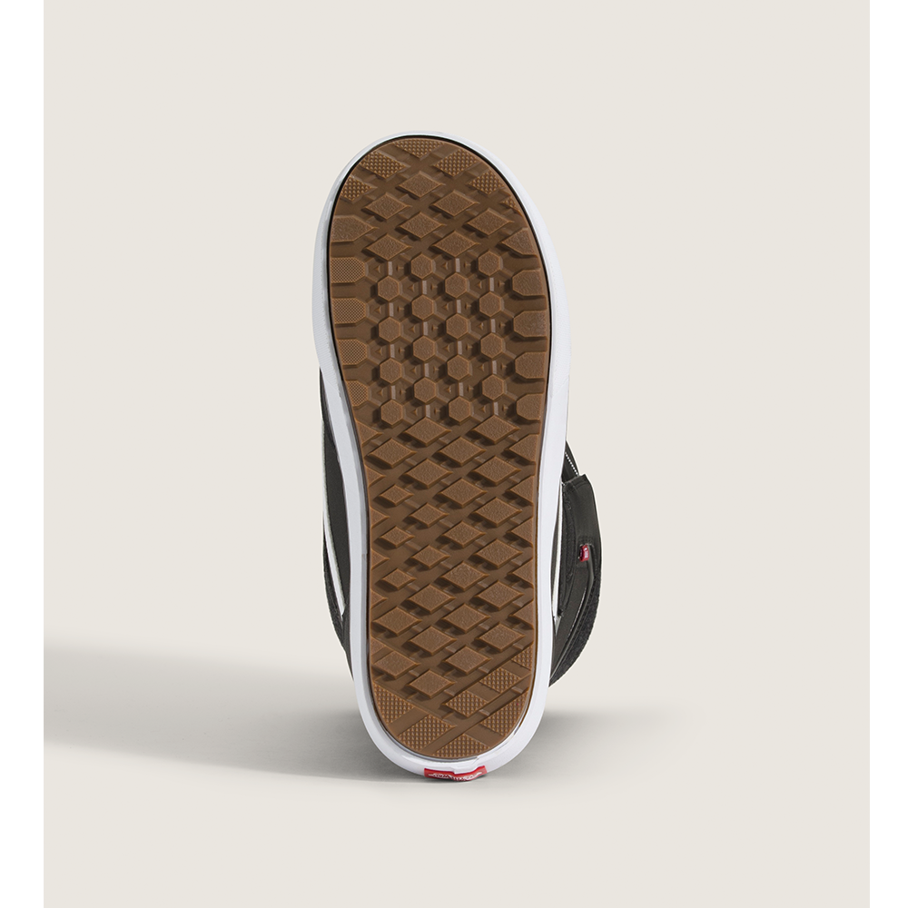 2027 vans aura og bw 5.png