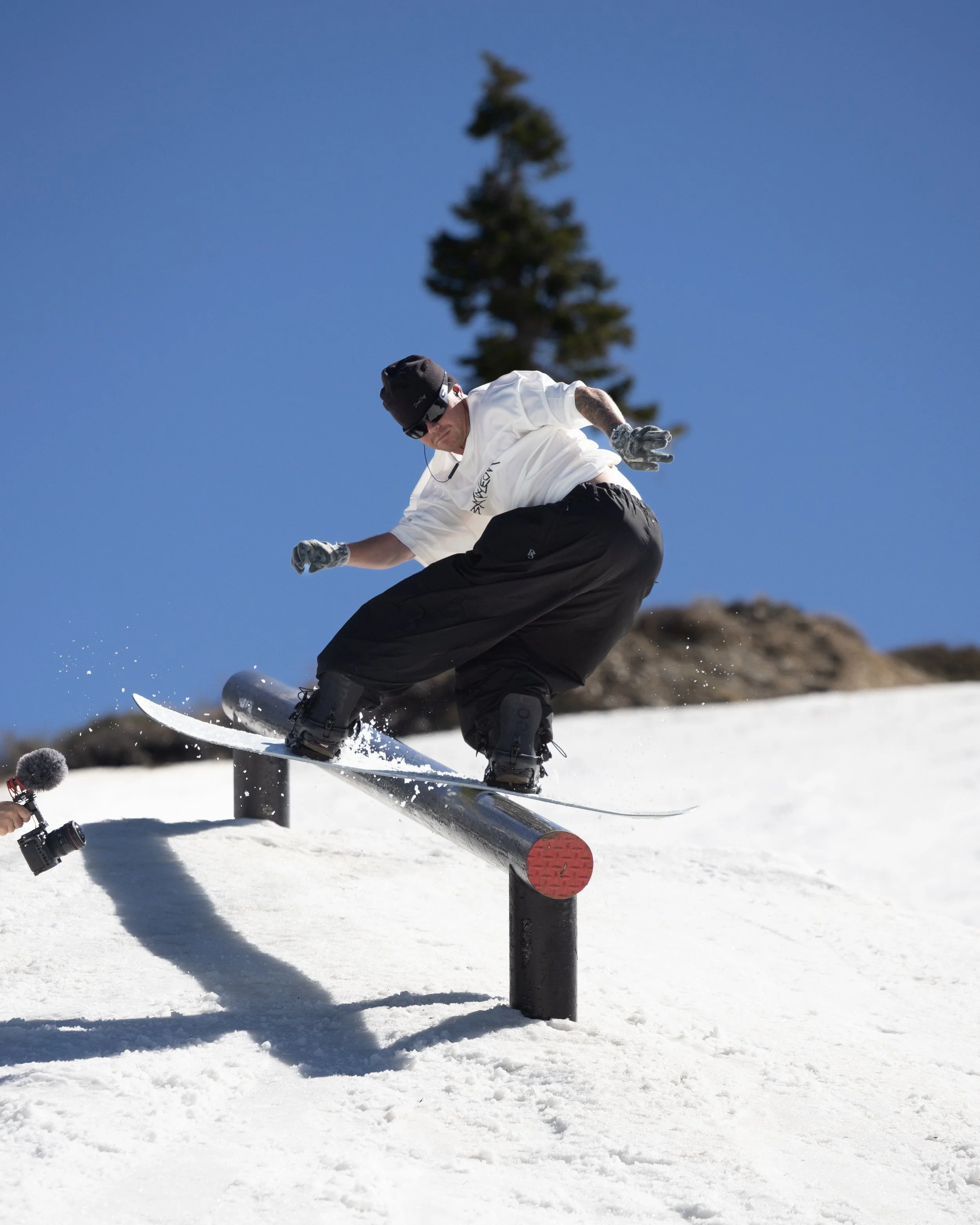 2627_Bataleon_AnthonySlater_EvilTwin_FrontBlunt_MarcOMalley.jpg