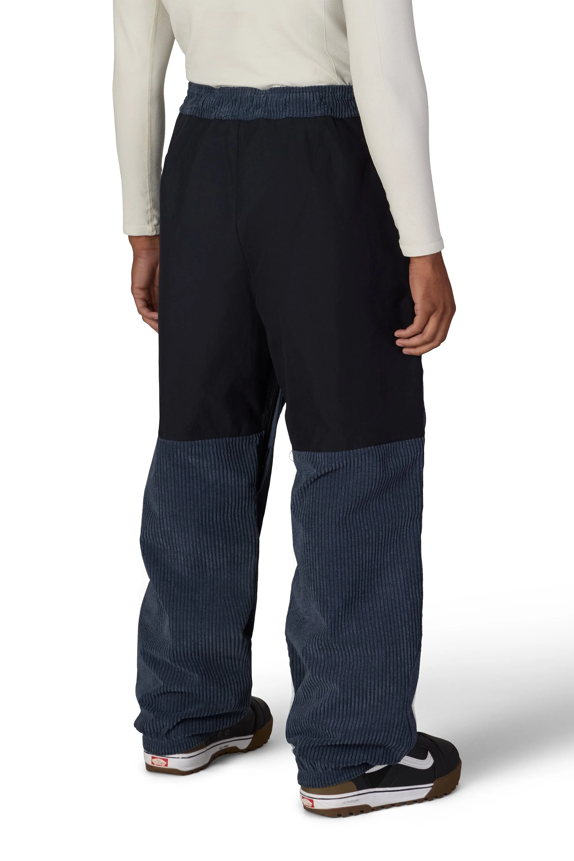 2000x3000_WHT_MENS_2.5L_GHOST_PANT_M3WN223_NYWC_04.jpg