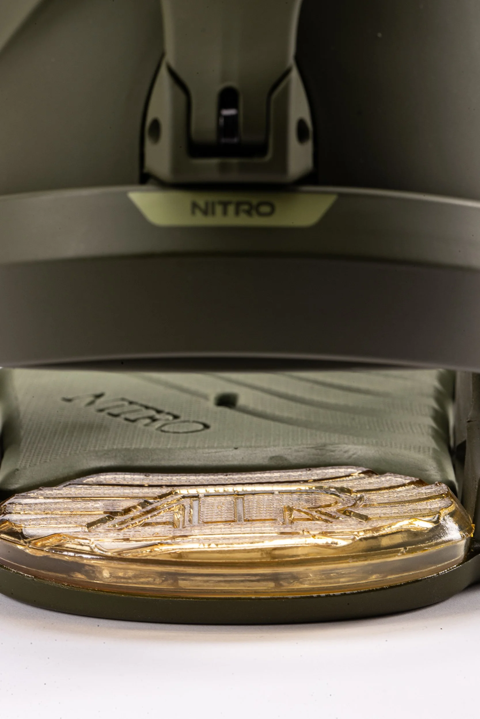 12BG21011-103_Fate-Womens-Bindings_Nitro-x-Hailey-Langland_Detail-2.jpg