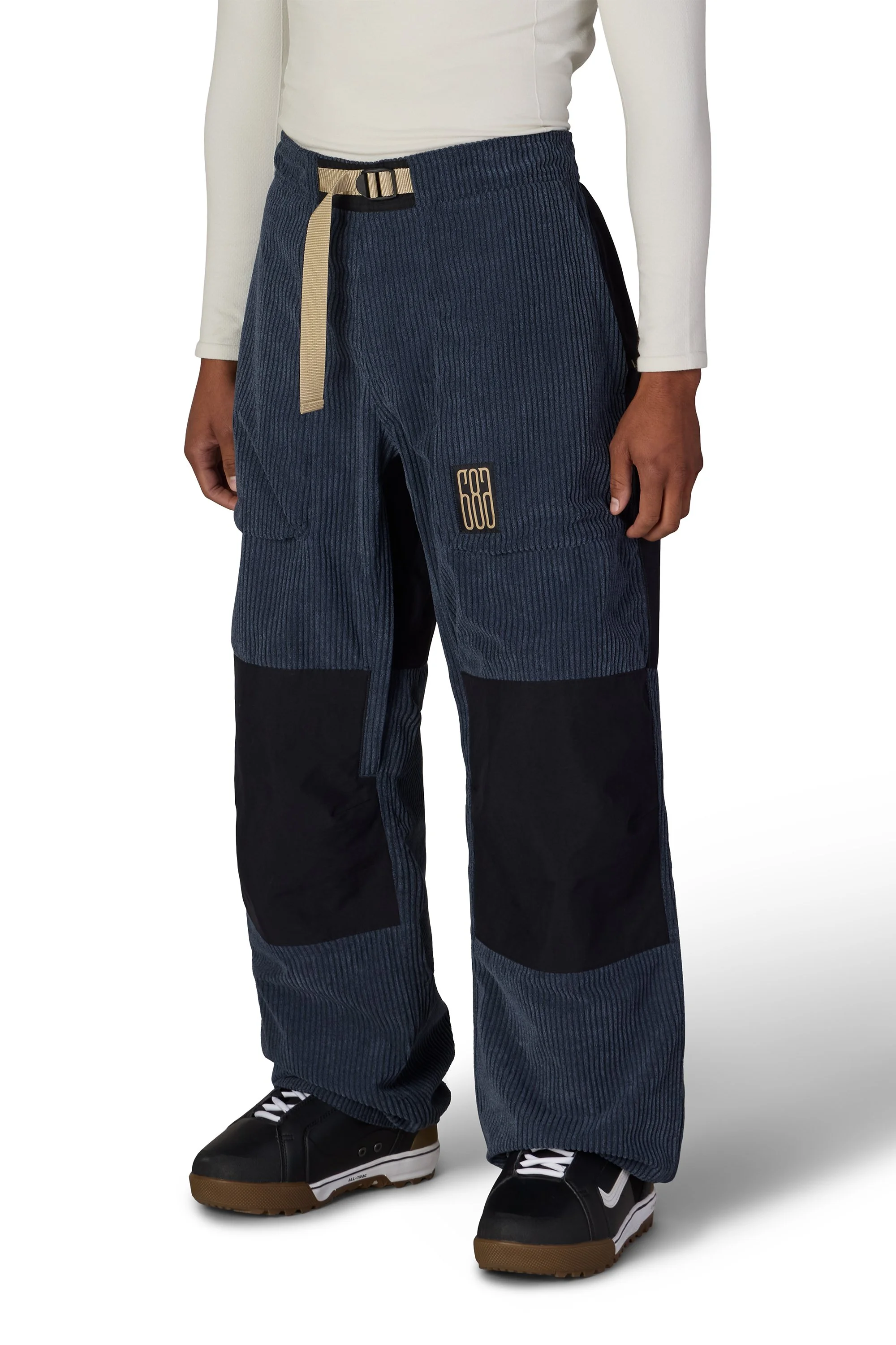 2000x3000_WHT_MENS_2.5L_GHOST_PANT_M3WN223_NYWC_02.jpg
