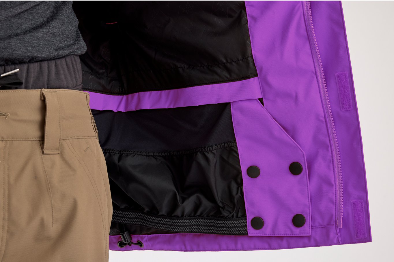 GUIDE_SHELL_JACKET_DETAIL_2425.jpg