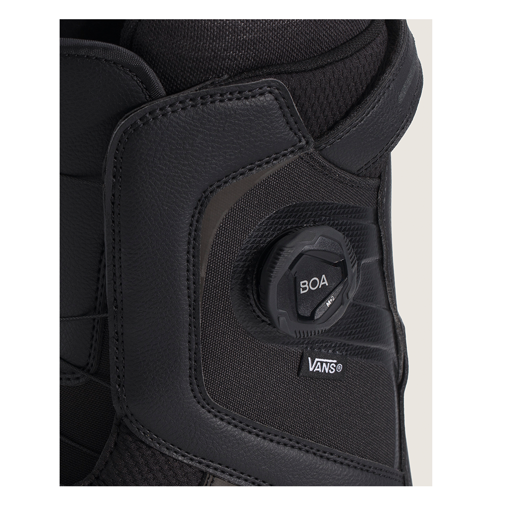 2027 vans aura pro black white 7.png