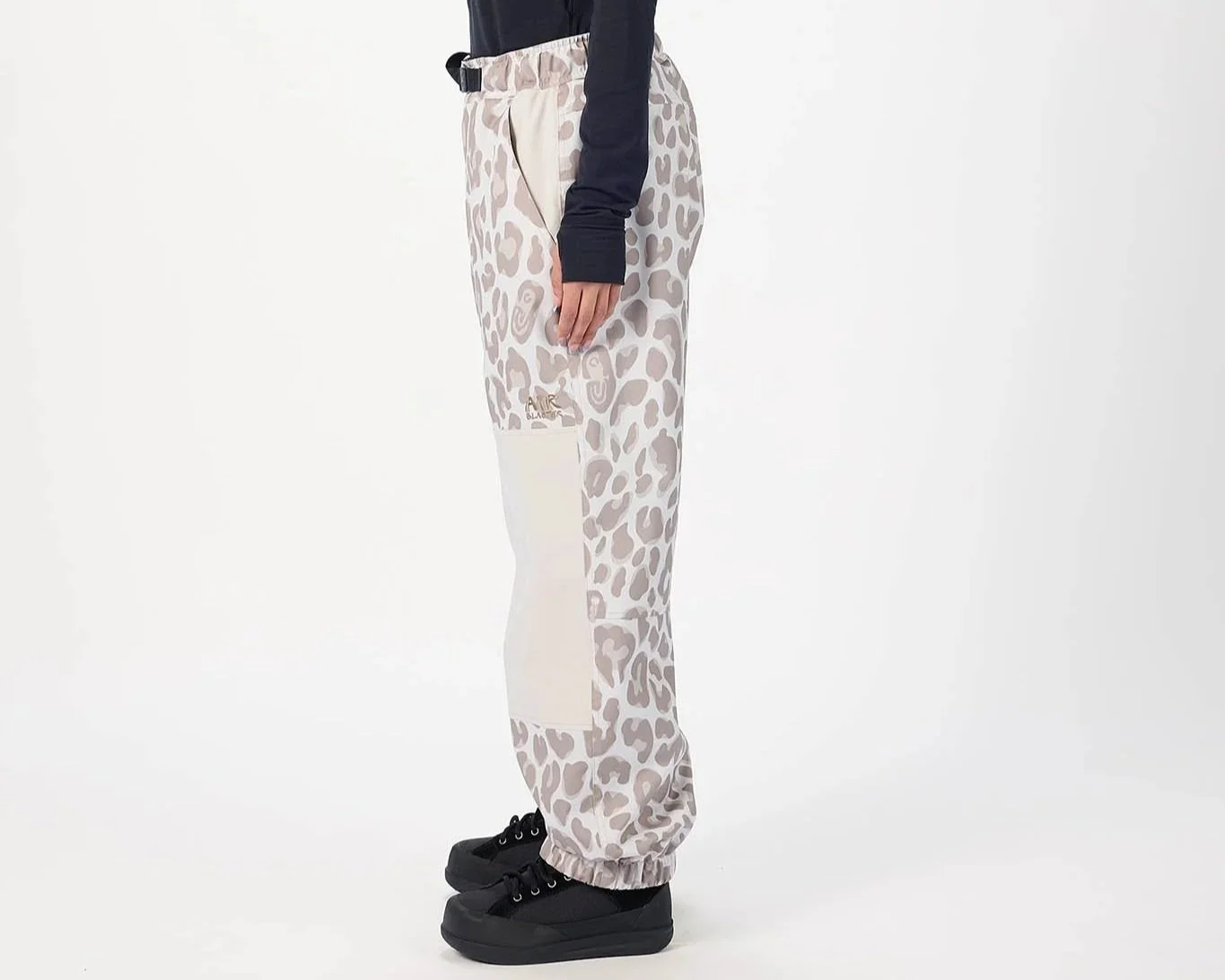 WOMENS_ELASTIC_BOSS_PANT_MOON_LEOPARD_2_2627.jpg