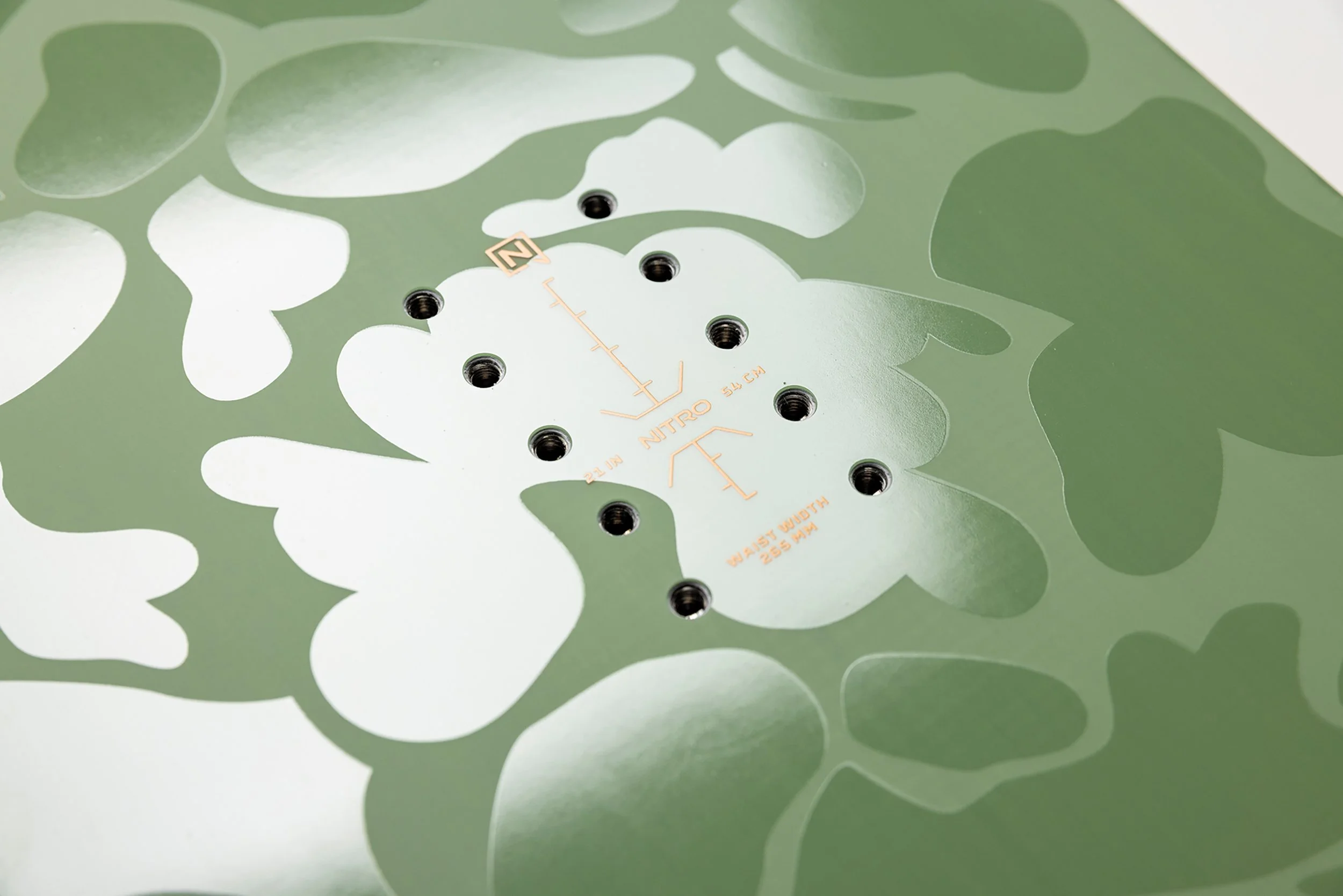 833202-001_Slash_Detail-2.jpg