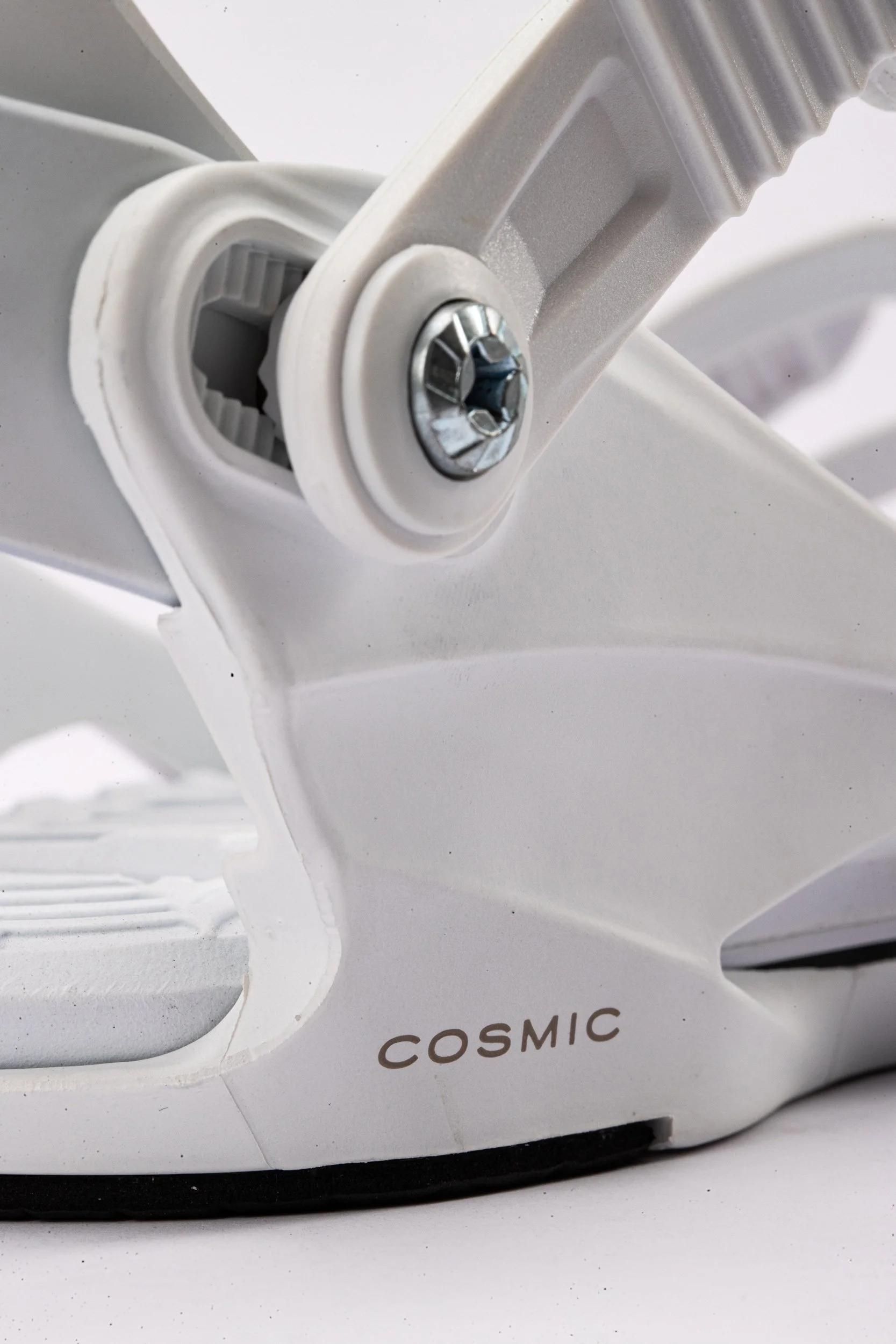 12BG21012-102_Cosmic-Womens-Bindings_White_Detail-2.jpg