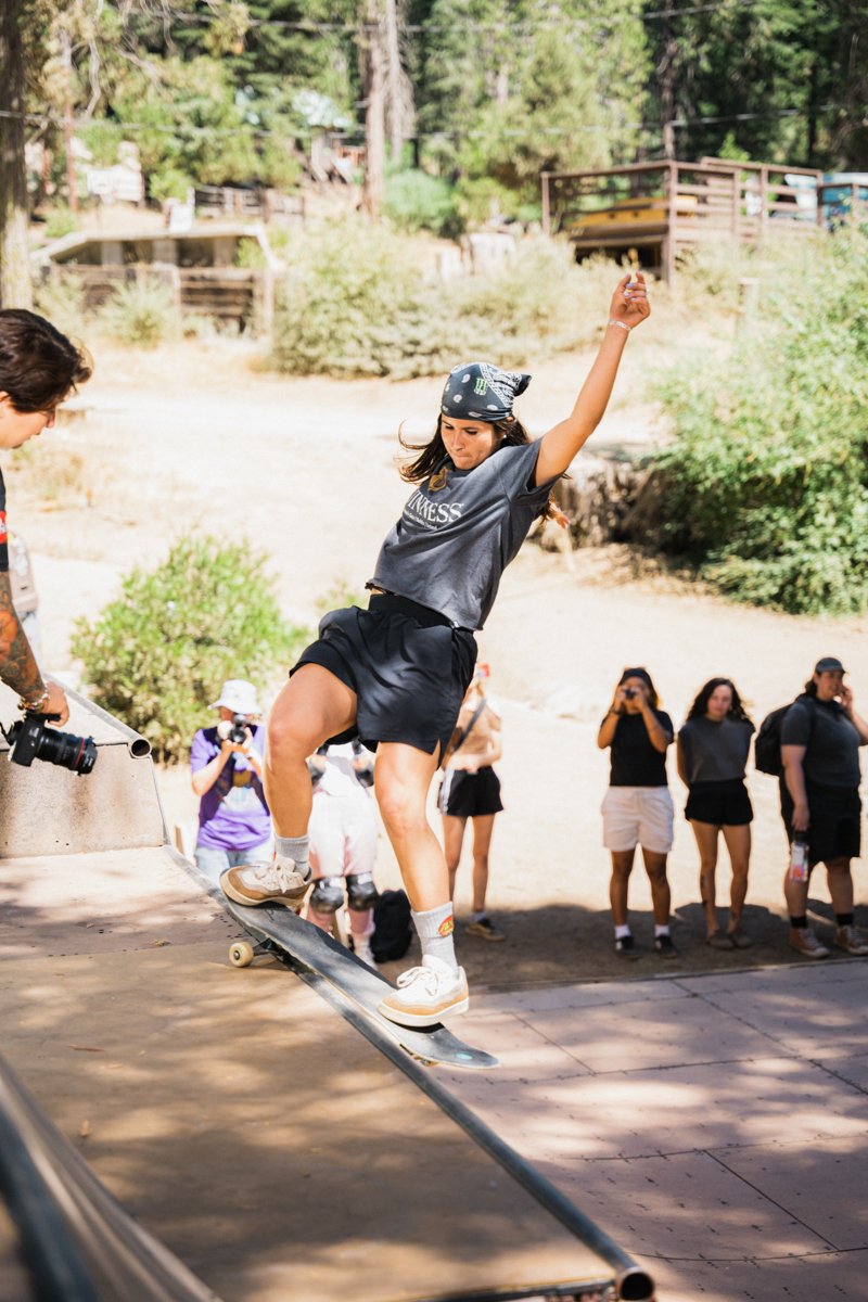 SKATELIKEAGIRL-LEEDUBIN-09472.jpg