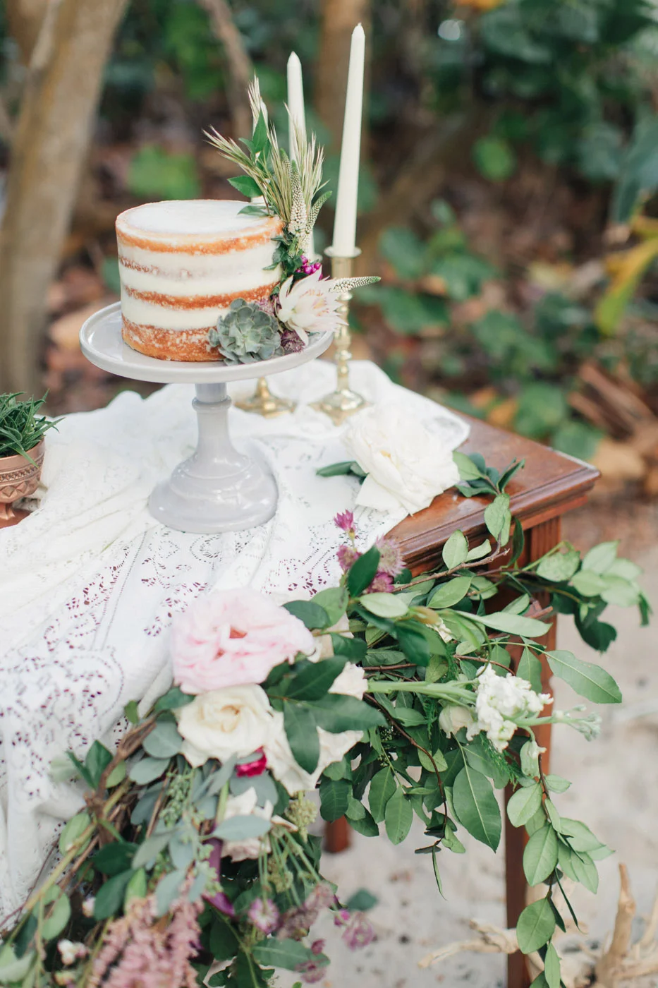 BohemianBridalEditorial-by SimplyFlowers-and-Jessica Bordner Photography-29.jpg