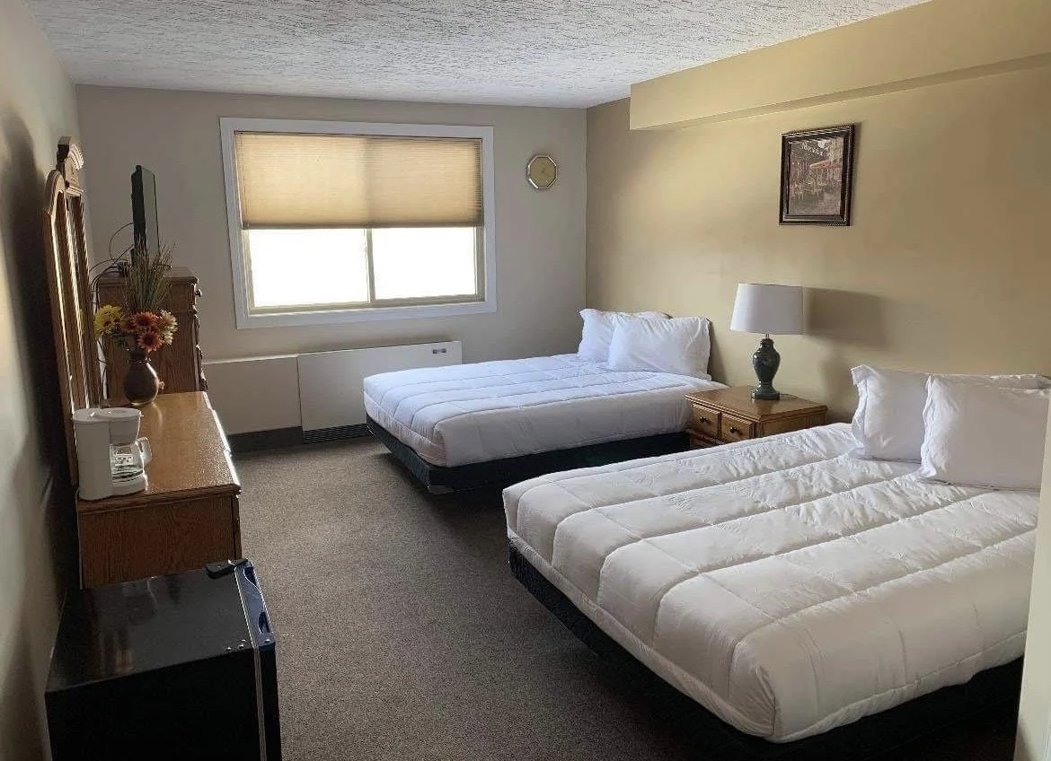 Room Gallery — The Villa Medicine Hat