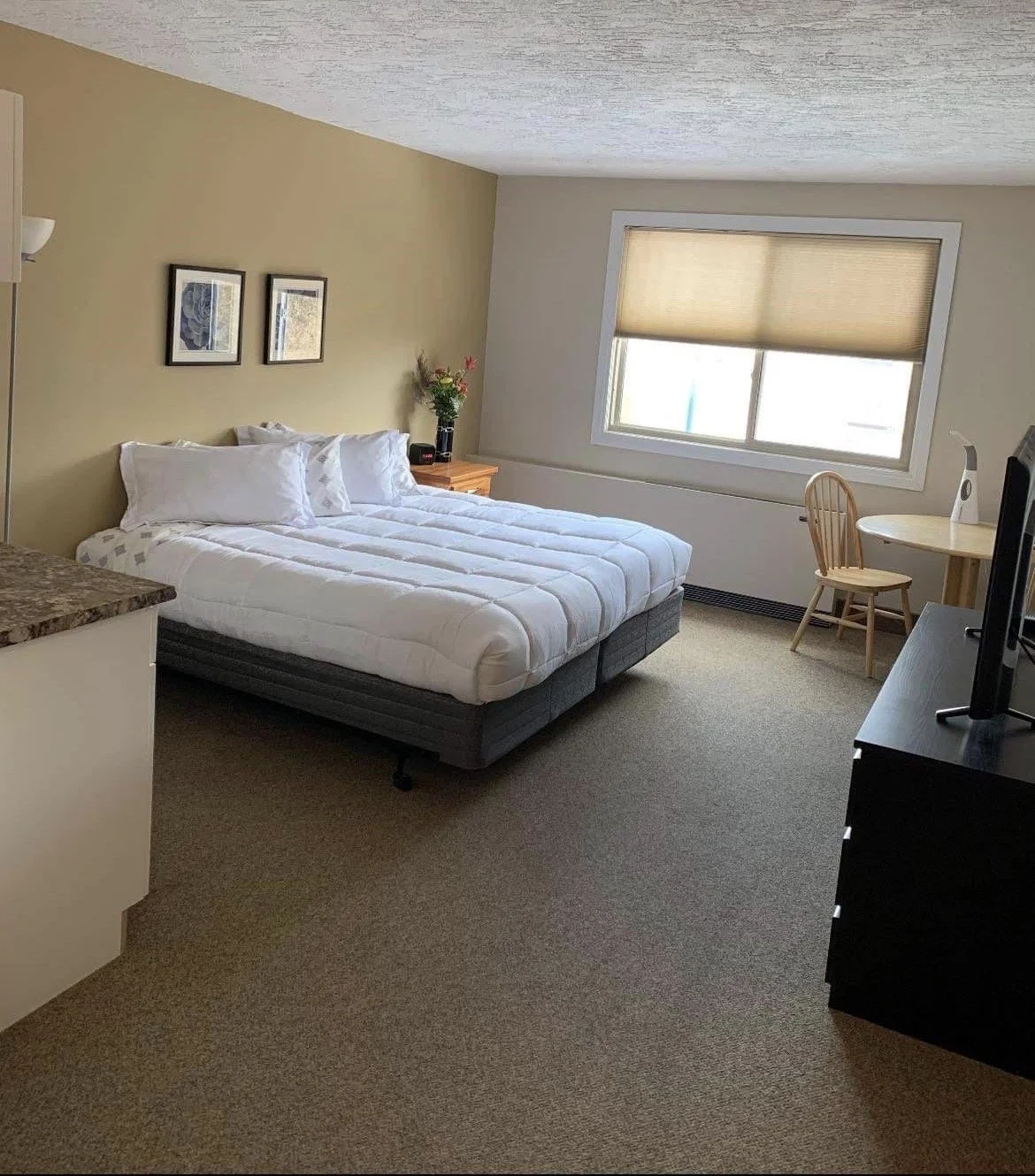 Room Gallery — The Villa Medicine Hat