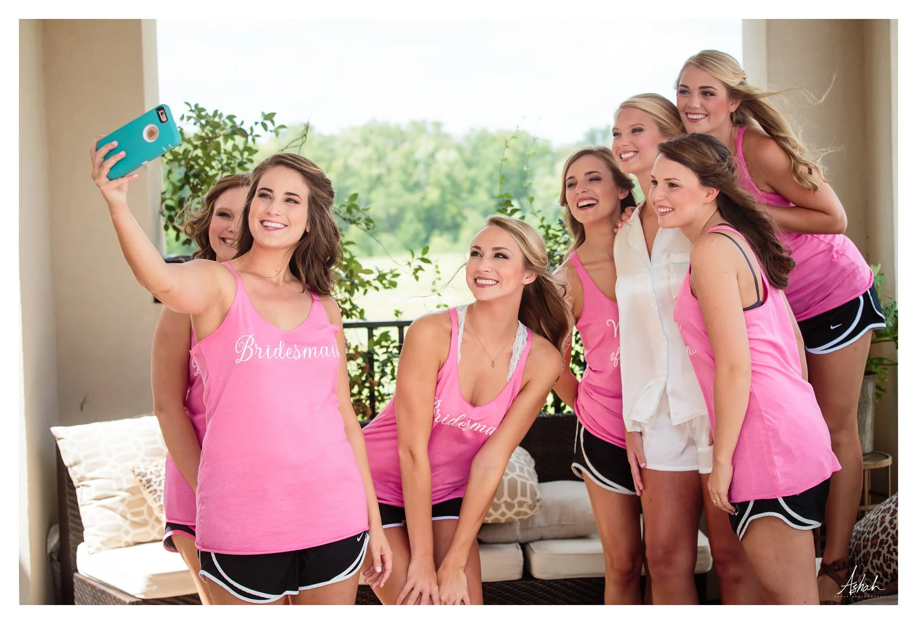 Selfies With The Girls - Wedding Photography in Middle Georgia