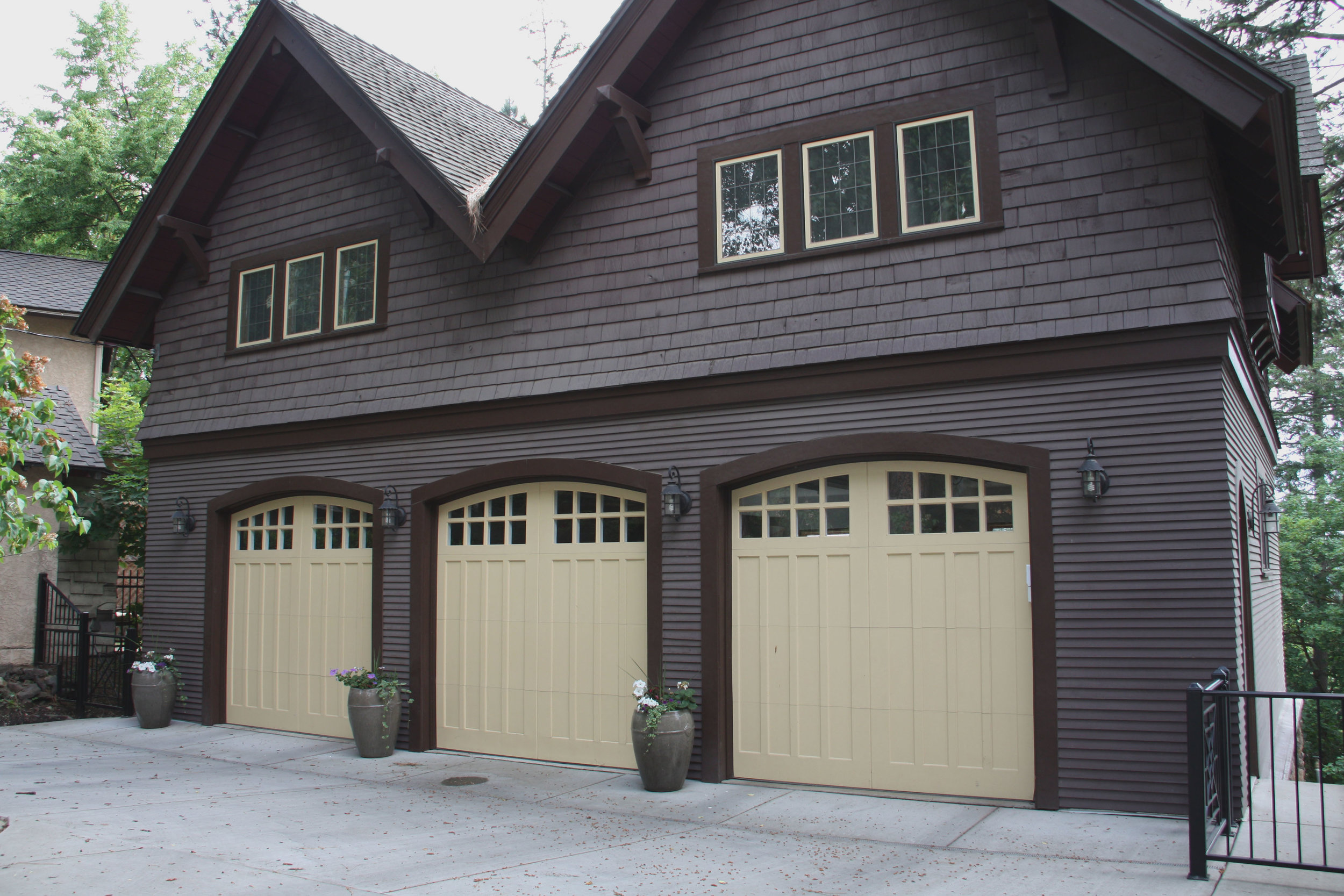 detached spokane garage with potted plants