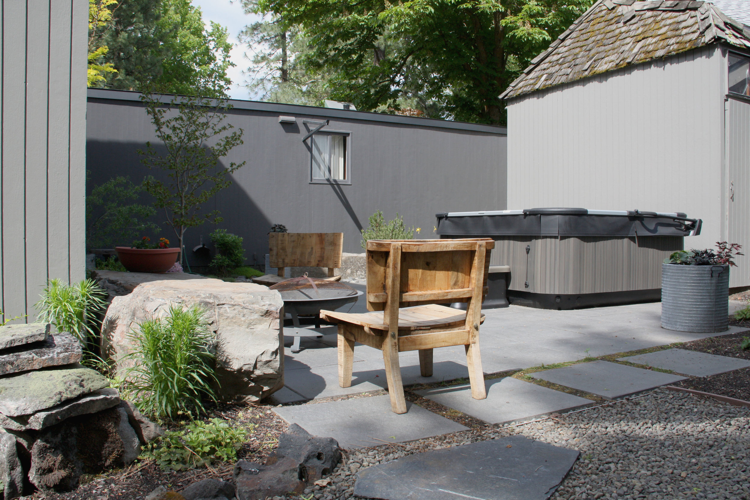 zen patio and hot tub