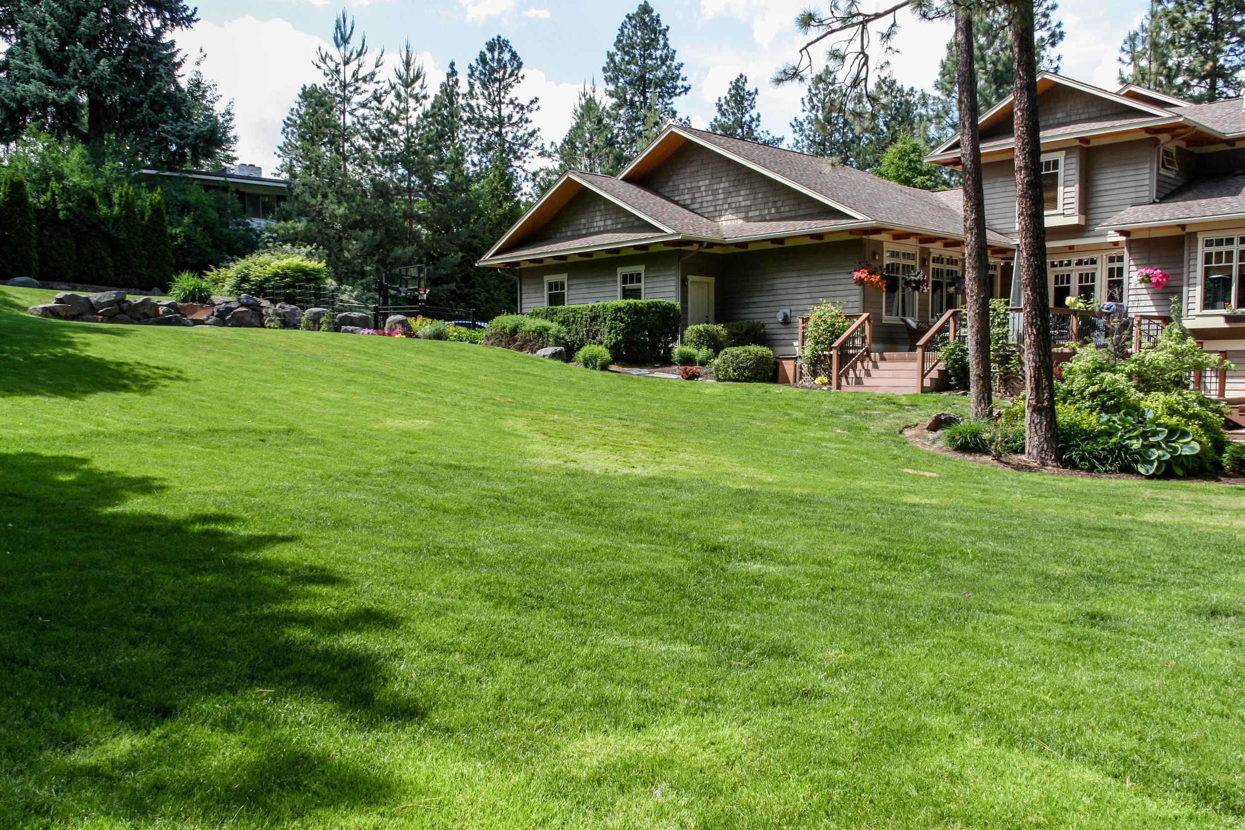 spokane south hill craftsman landscaping
