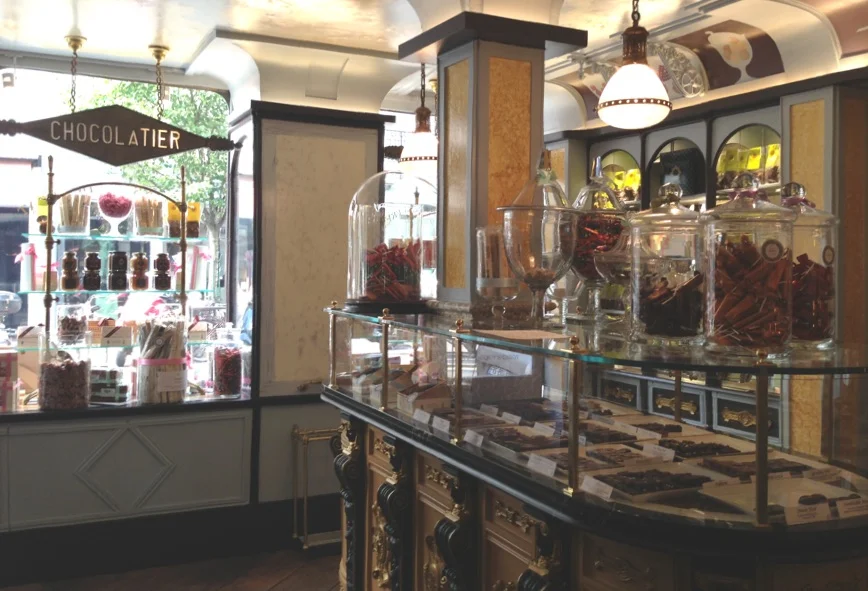 The ultimate solo travel guide to Paris