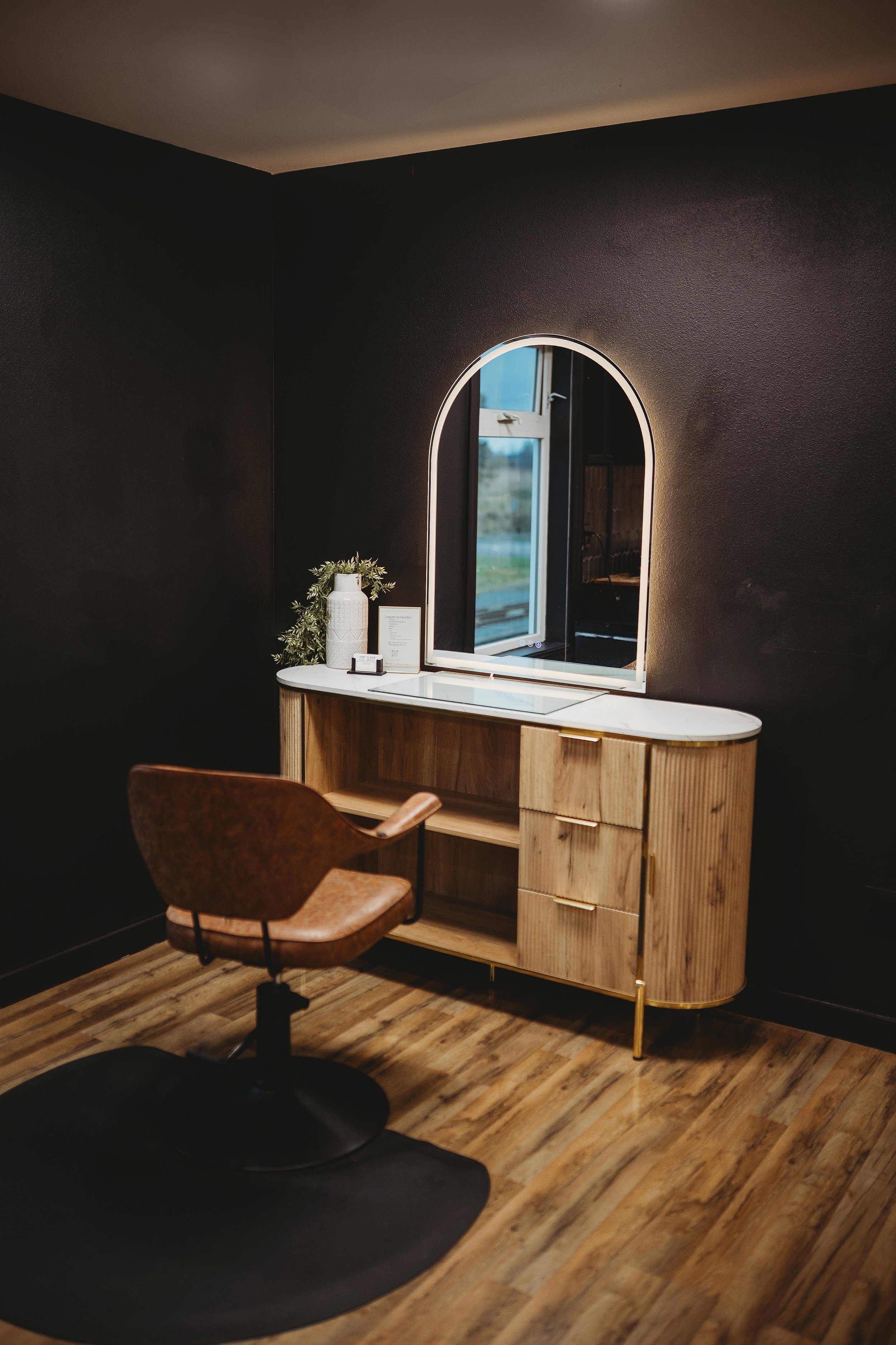 Suite-8.jpg