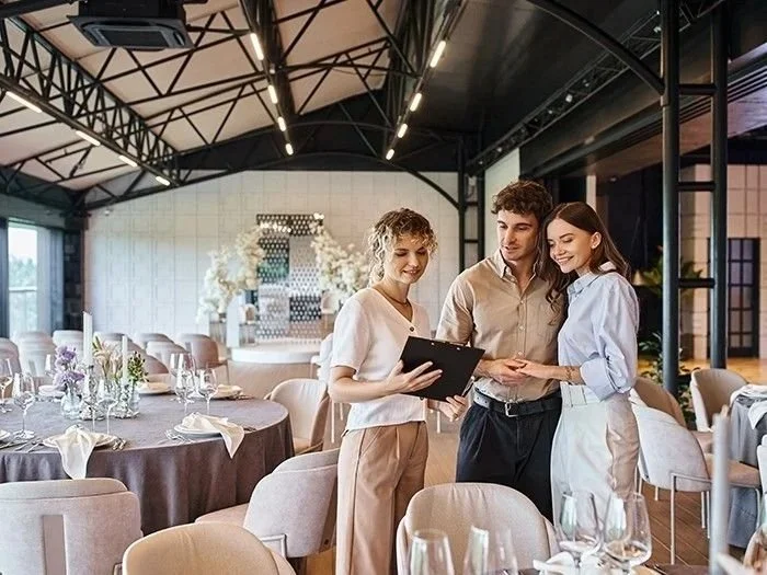 What to Look for in a Wedding Venue: A Step-By-Step Guide for Couples