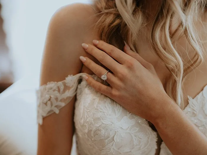 Bridal Suite Planning Checklist for a Summer Wedding Day