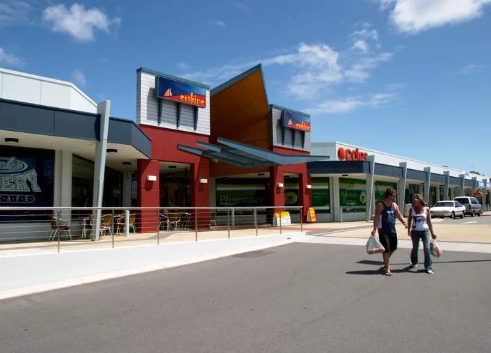 Erskine Shopping Centre A neighbourhood shopping centre development anchored by a Coles Supermarket and supported by various specialty shops. The development is located in the southern suburb of Erskine, just outside of Mandurah.