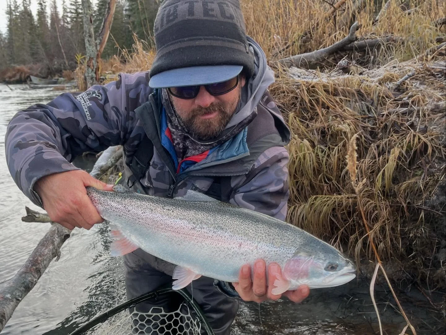 Fall/winter shenanigans in AK&hellip; catching fish and hiking lines&hellip;

#flyfishing #cantfisheveryday #defendthewestsu #wildsalmon #tugisthedrug #nopebblemine #fishing #catchandrelease #nocrowds #barbless #tugismydrug #guideslife #flyguides #al