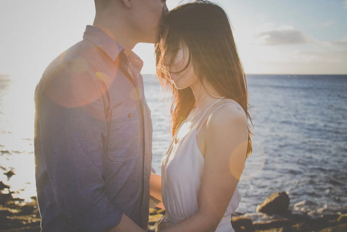 Christina Foret: Writer + Photographer. Honolulu, HI. Engagement Photos.