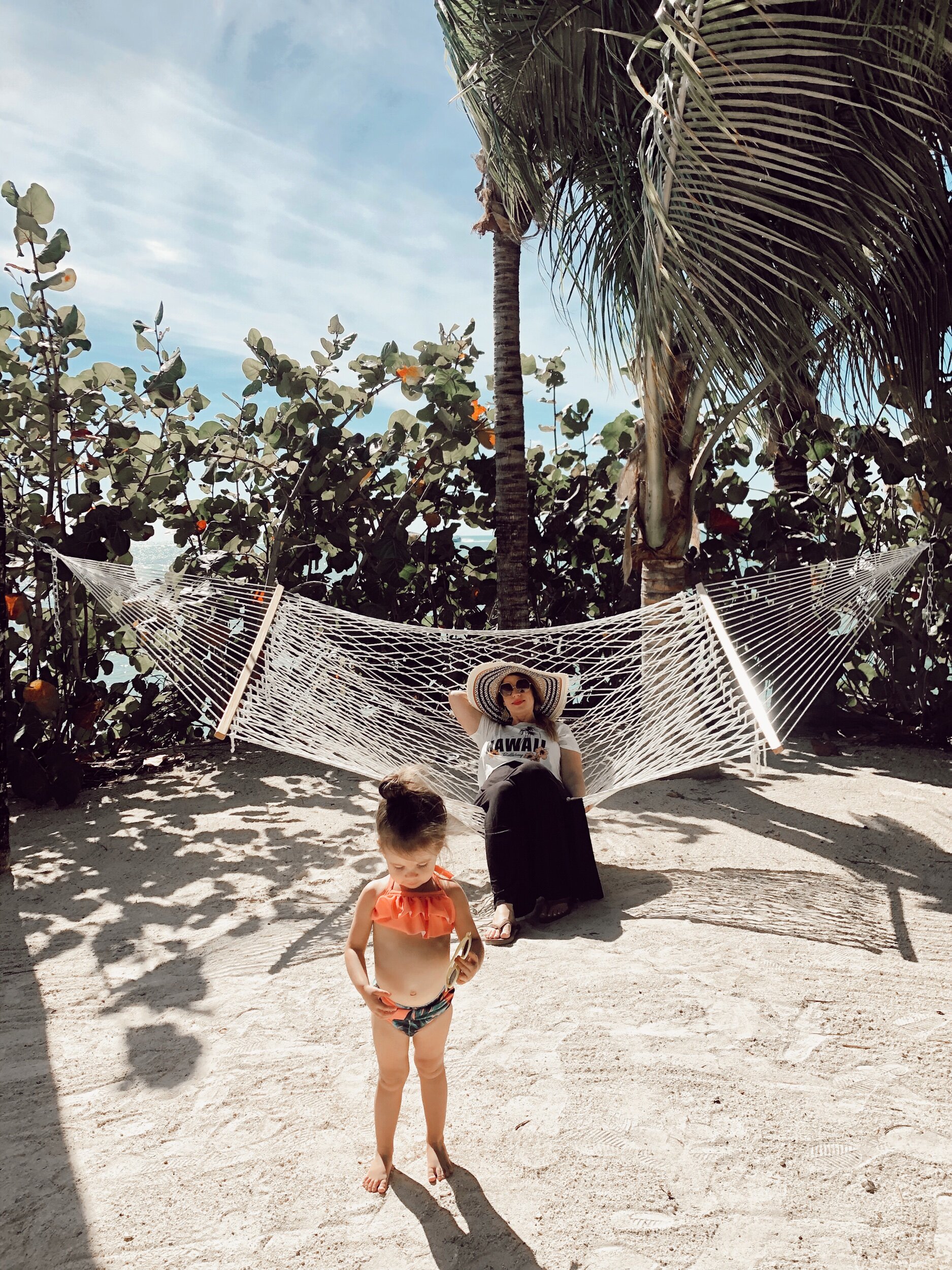 mother-daughter-hammock-Florida-Keys-Isla-Bella-Beach-Resort