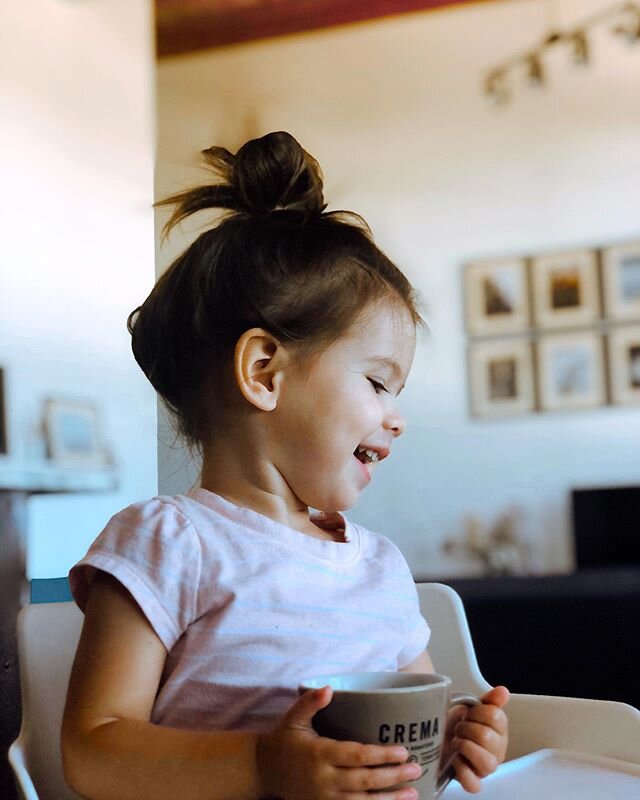 Mornings with her 🥰 Coffee (decaf) and chats about baby shark who got stuck in a tree so she took him to the dentist 🤷&zwj;♀️ Every time I stand up, she goes &ldquo;Woah Mama- nice belly!&rdquo; 🤣 But she really means it. She is the hype girl ever