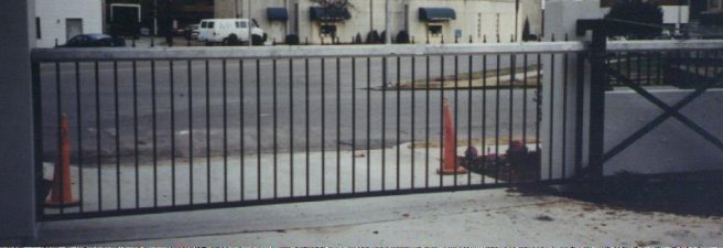 Square Frame Cantilever Slide Gate Track System