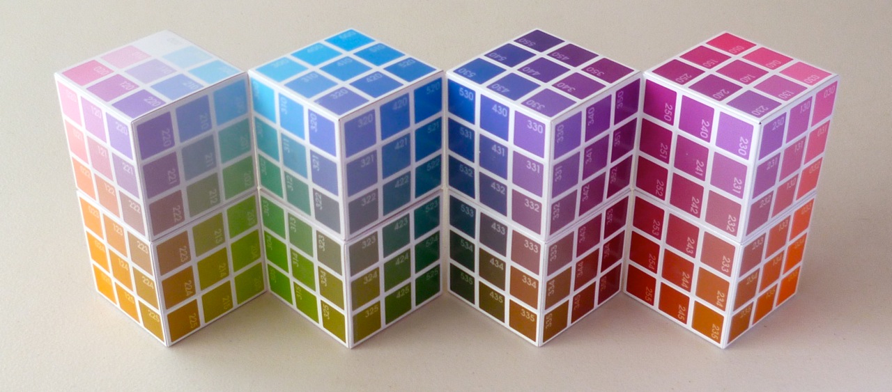 4 sets of 2 Cubes each