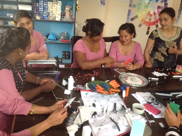 Kopila helps the students put that theory into practice with Colour Cards as new tools on the studio table