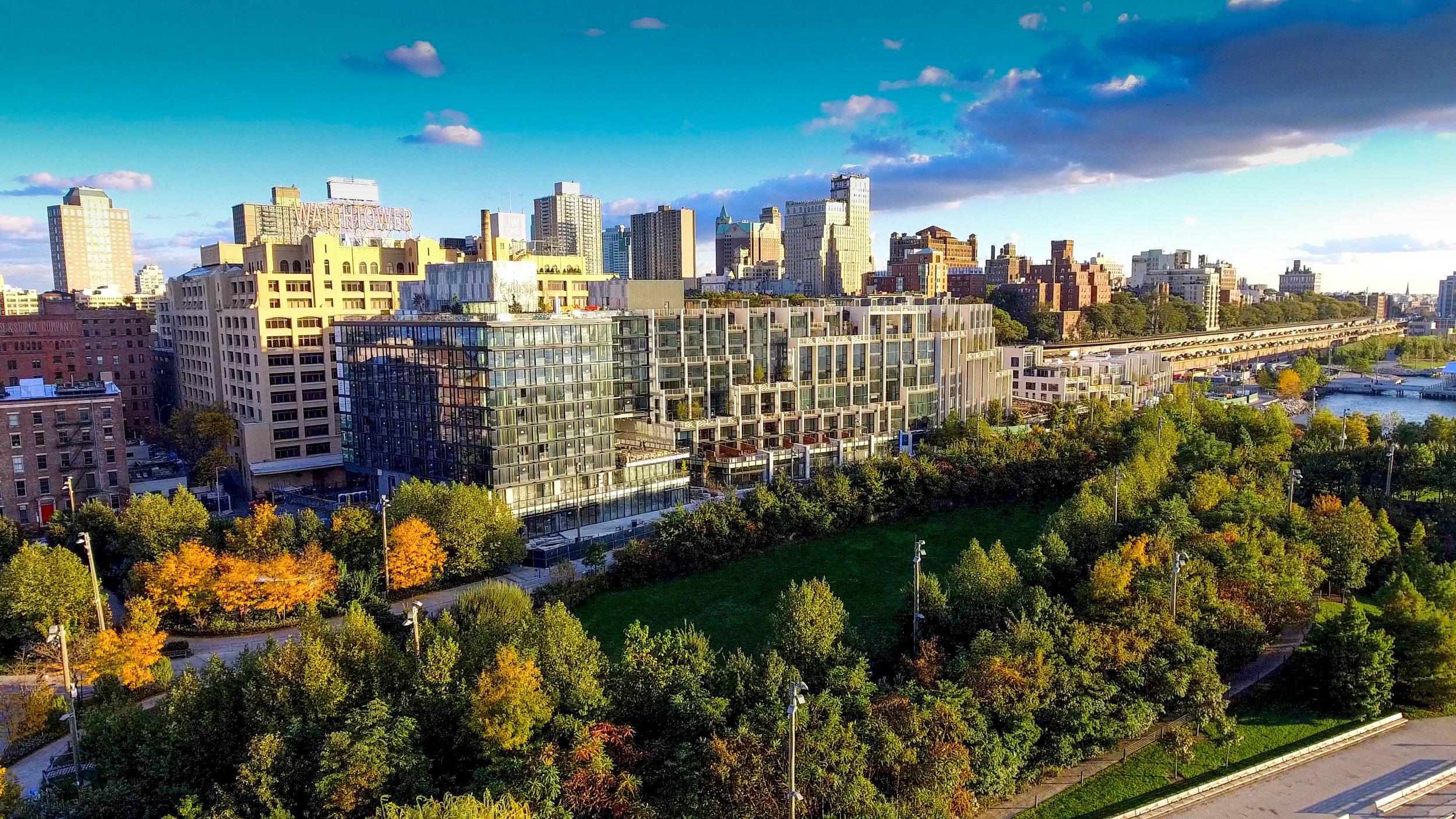 Pierhouse Brooklyn Bridge Park - Toll Brothers City Living - Corcoran Real Estate