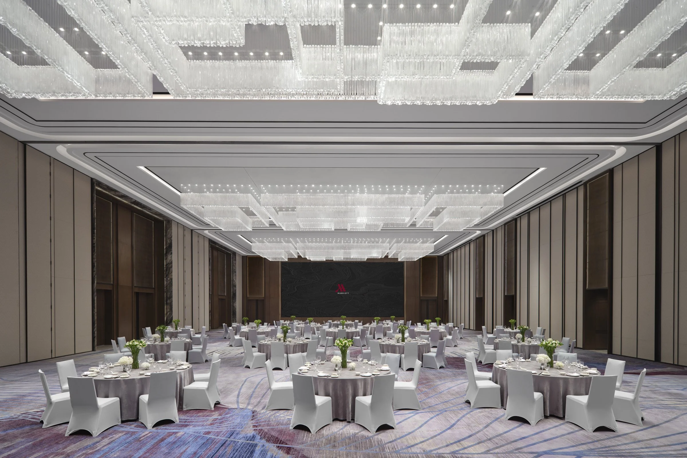 mh_zuhmj_grand_ballroom_banquet.jpg