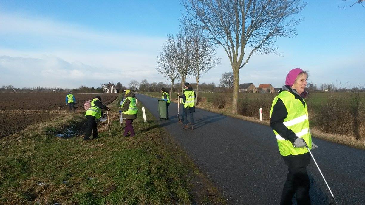  Grote Ontfermbermdag (Big Roadside Care Day) 