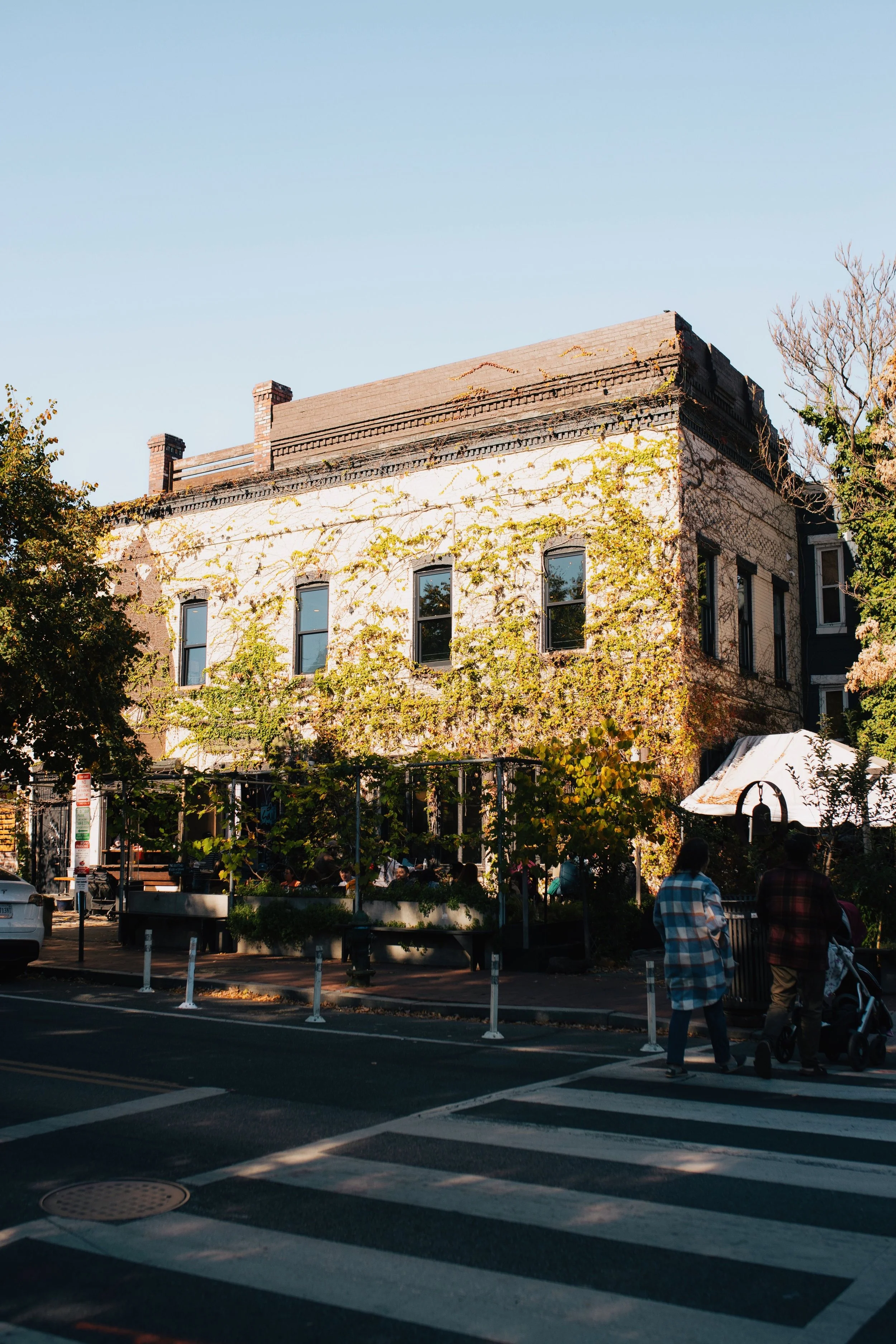 Holiday Week Hours - Closed at 3pm 