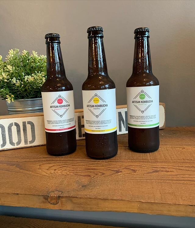 Now offering local kansas city made Artisan Kombucha....just in time for hot summer days and kombucha os food for the immune system😊#artisankombucha #tloftkc #feelamazing#kcmo#localbusiness #smallbusinessowner #supportsmallbusiness#vegan #vegetarian