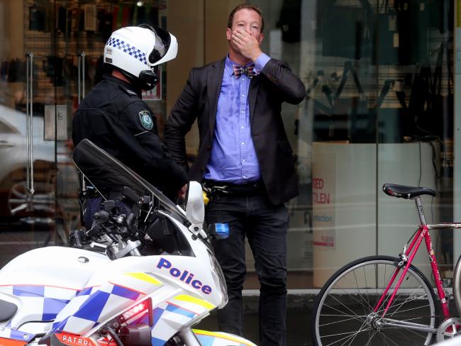 What are you looking at, Murdoch filth ?