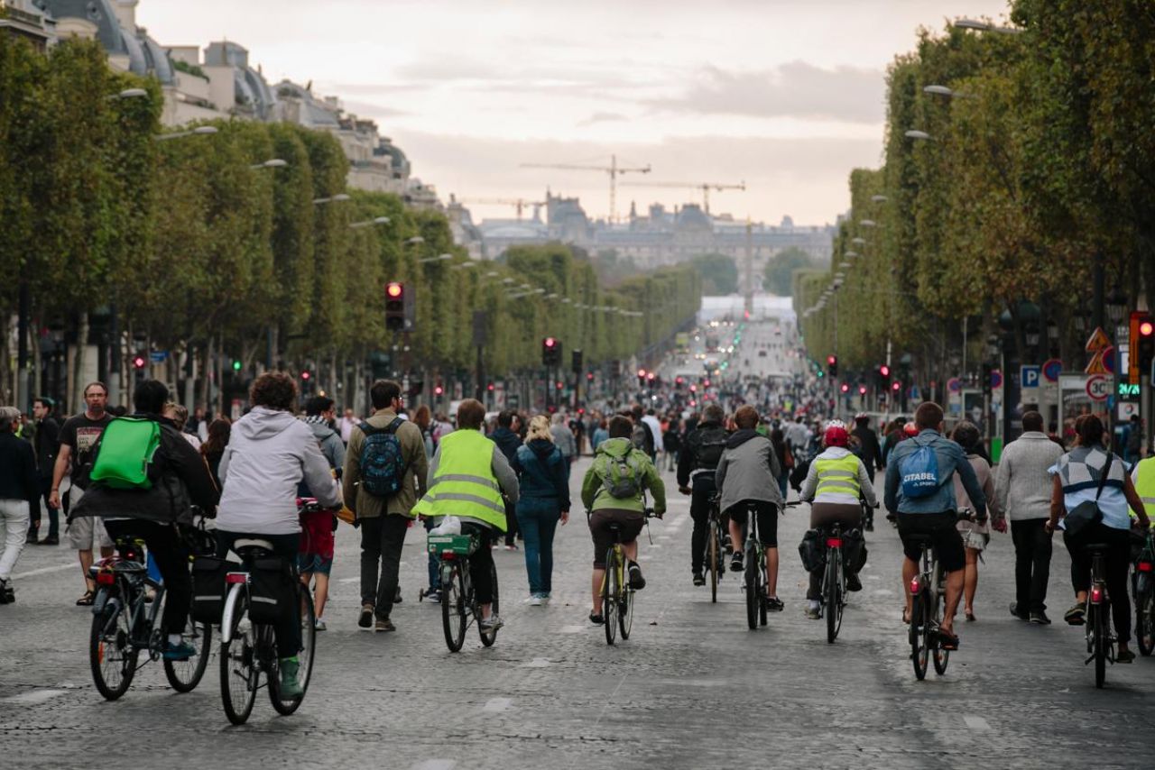 Paris car-free 2016